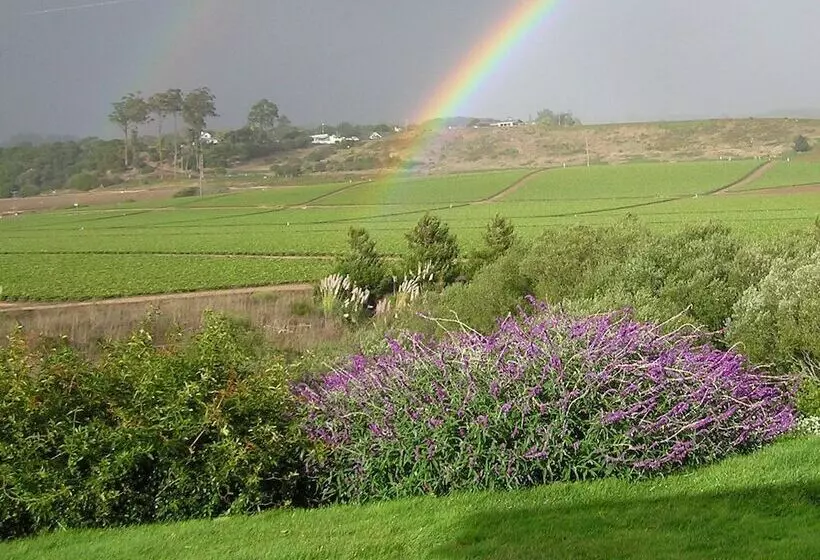 Aamiaismajoitus (B&B) Flora Vista Inn