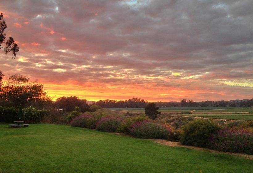 민박 Flora Vista Inn