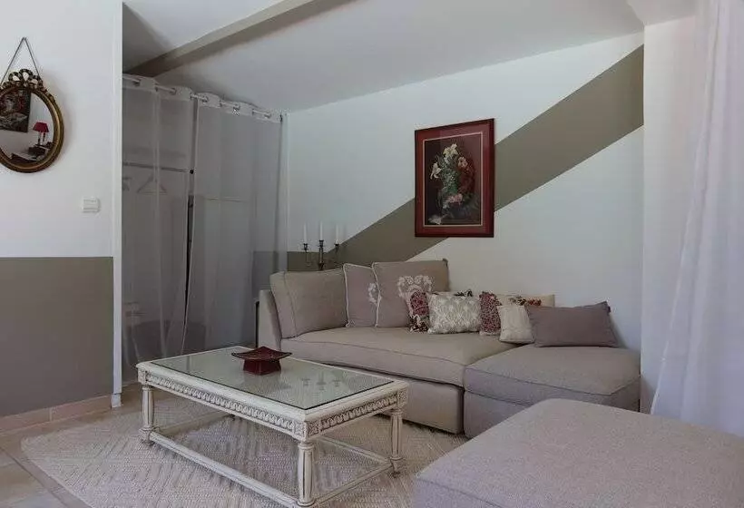 Aamiaismajoitus (B&B) La Mylandre Chambre D'hôtes