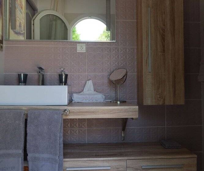 민박 La Mylandre Chambre D'hôtes