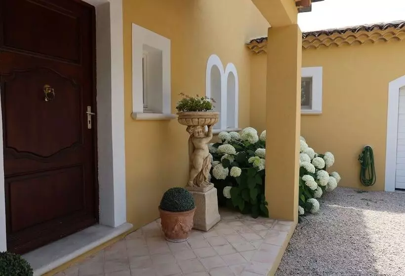 Aamiaismajoitus (B&B) La Mylandre Chambre D'hôtes