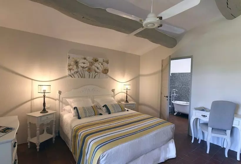 Aamiaismajoitus (B&B) L'amandiere