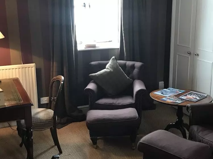 ベッドアンドブレックファースト The Fox Inn At Oddington