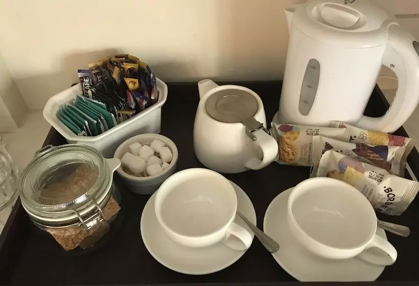 ベッドアンドブレックファースト The Fox Inn At Oddington