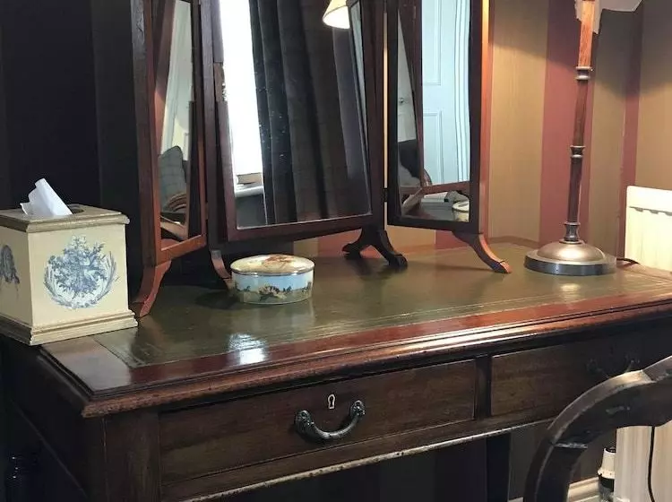 ベッドアンドブレックファースト The Fox Inn At Oddington