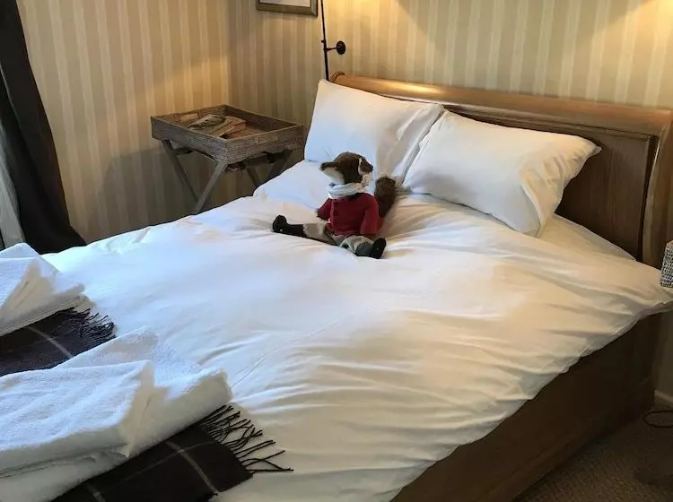 ベッドアンドブレックファースト The Fox Inn At Oddington