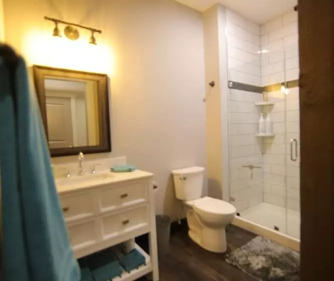 Hotelli Gibson's Warehouse