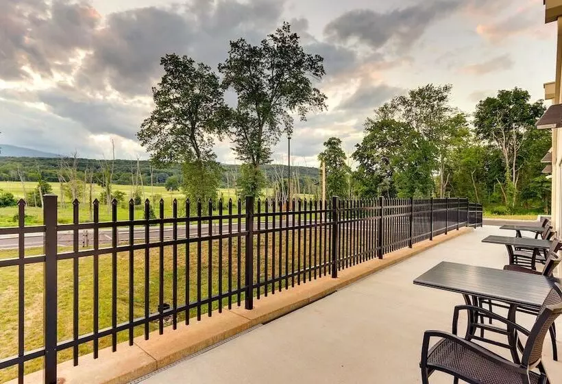 Hotelli Holiday Inn Express & Suites   Saugerties   Hudson Valley, An Ihg