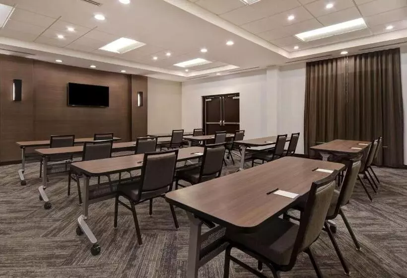 هتل Hyatt Place Huntsville   Research Park   Redstone