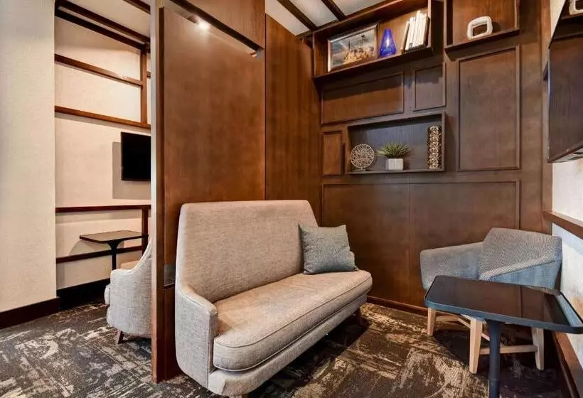 هتل Hyatt Place Huntsville   Research Park   Redstone