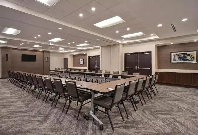 هتل Hyatt Place Huntsville   Research Park   Redstone
