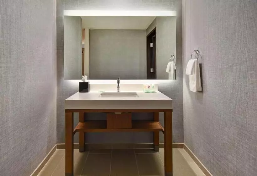 هتل Hyatt Place Huntsville   Research Park   Redstone