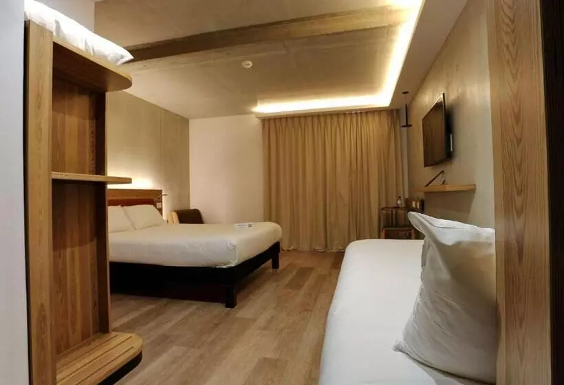 Hotelli Ibis Styles Ajaccio Napoleon