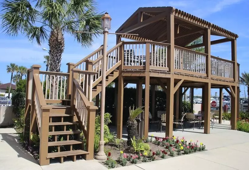 Motell Bayfront Inn