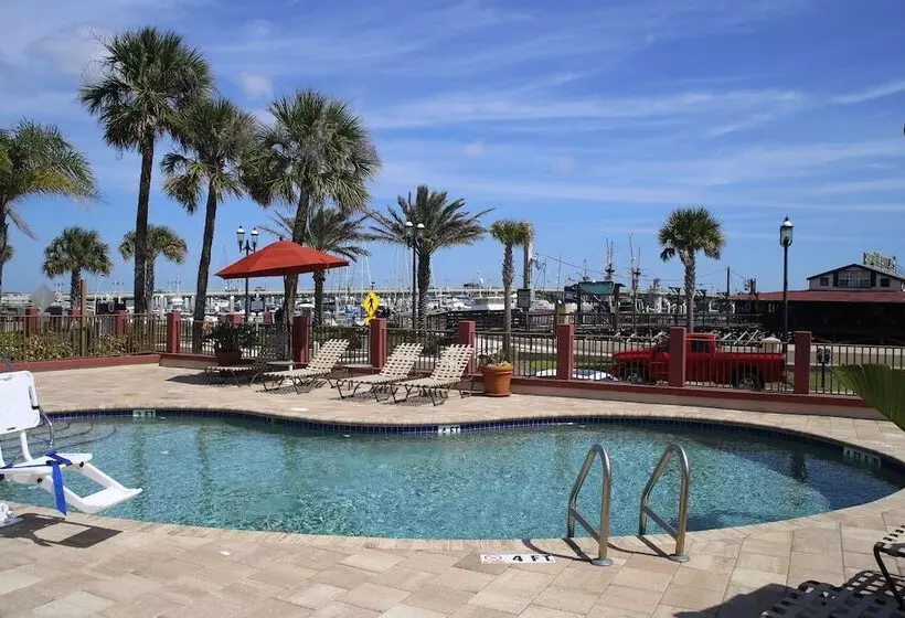 Motell Bayfront Inn