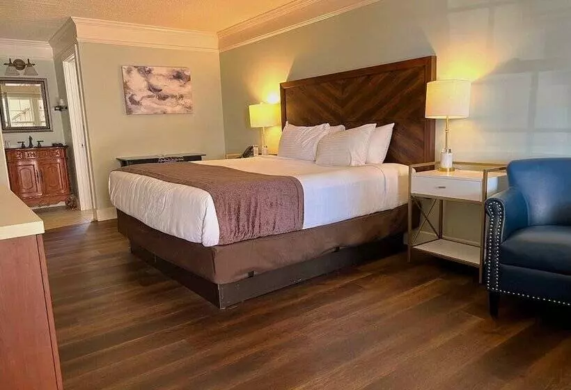 Motell Bayfront Inn