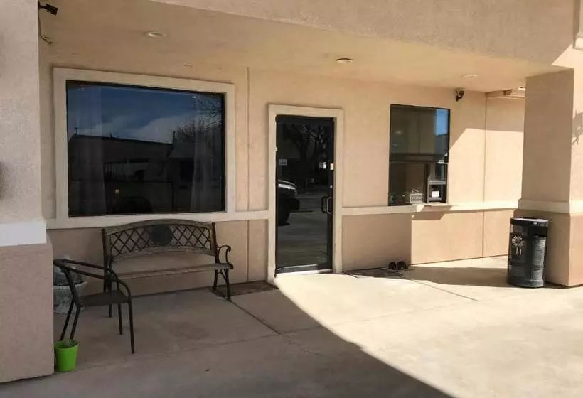 Motelli Big Lake Inn And Suites