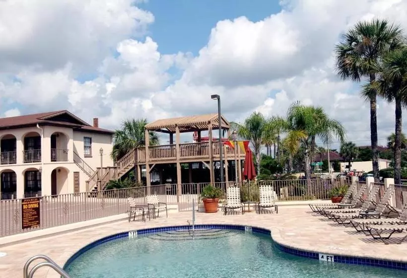 Motell Bayfront Inn