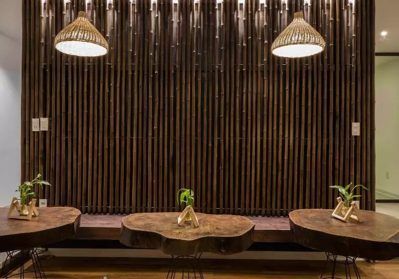 ユースホステル Wings House