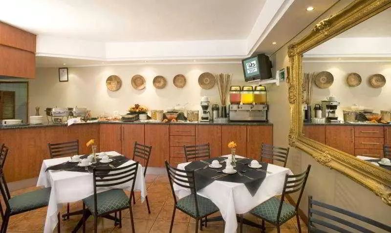 Hotell Don Sandton III