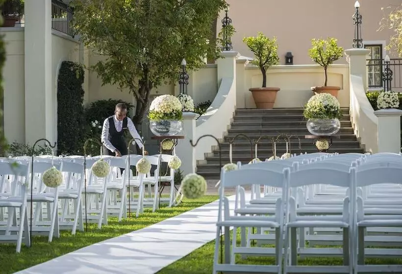 Four Seasons Hotel The Westcliff