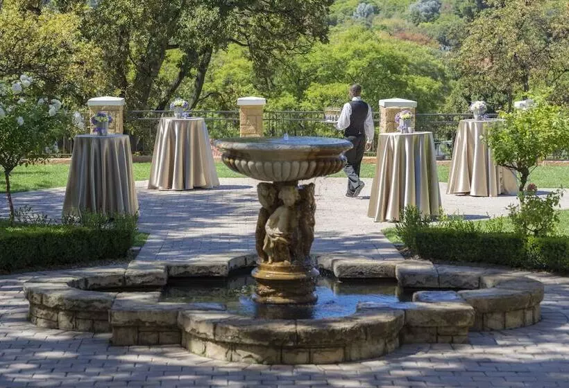 Four Seasons Hotel The Westcliff