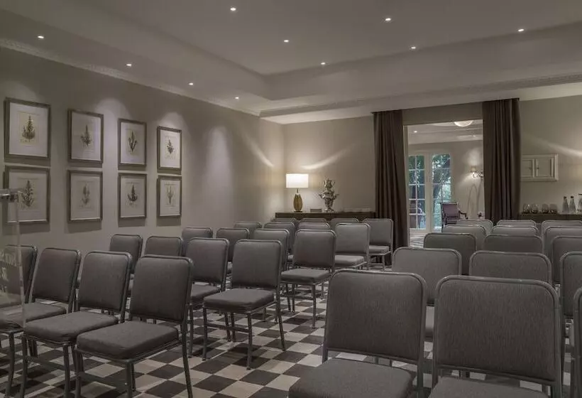 Four Seasons Hotel The Westcliff