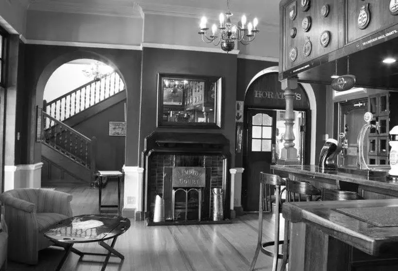 ホテル The Lord Nelson