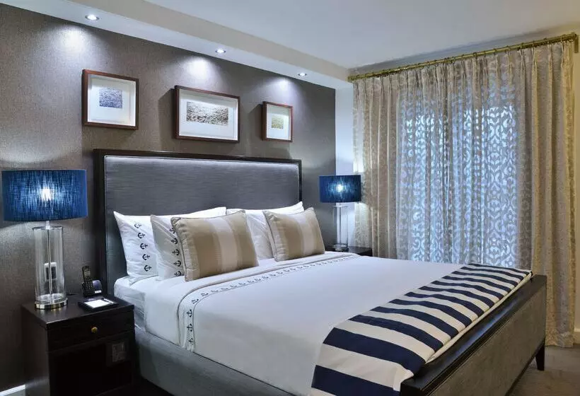 酒店 The Commodore