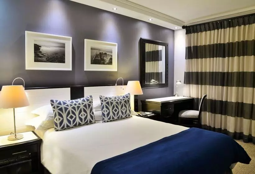 酒店 The Commodore