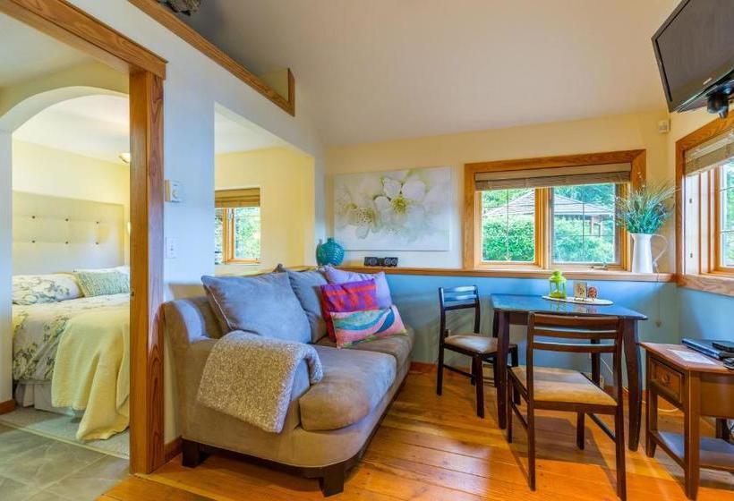 住宿加早餐  Tranquility Bay Waterfront Inn