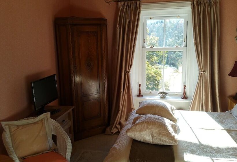 ベッドアンドブレックファースト Woodburn House