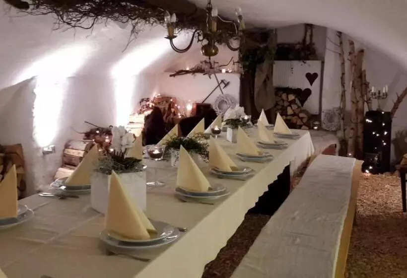 Hostelli Gasthaus Dollinger