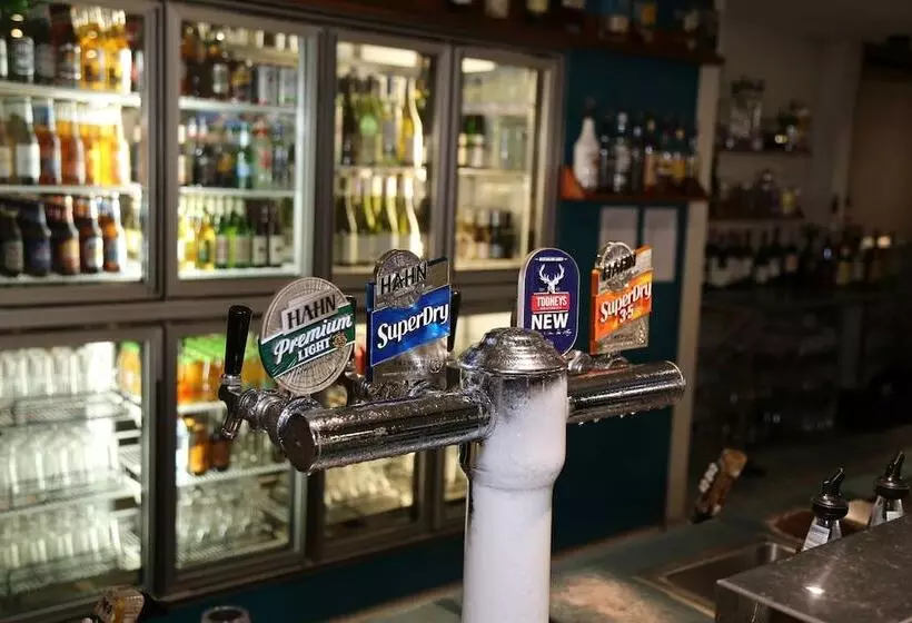 Motelli Reef Gateway