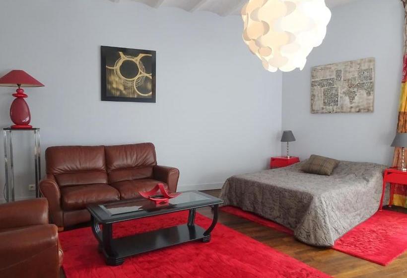 پانسیون Le Manoir De La Guépière B&b