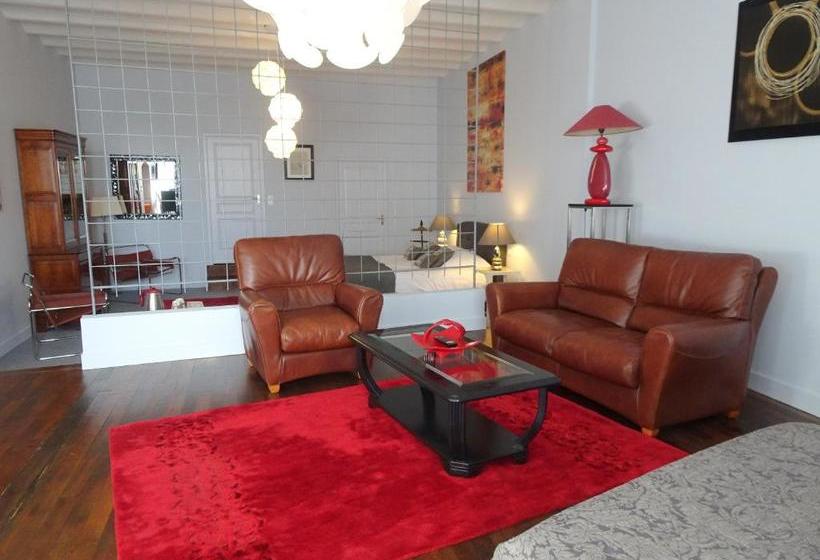 پانسیون Le Manoir De La Guépière B&b