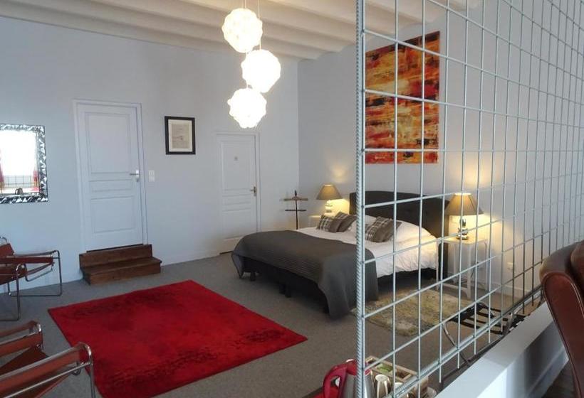 پانسیون Le Manoir De La Guépière B&b