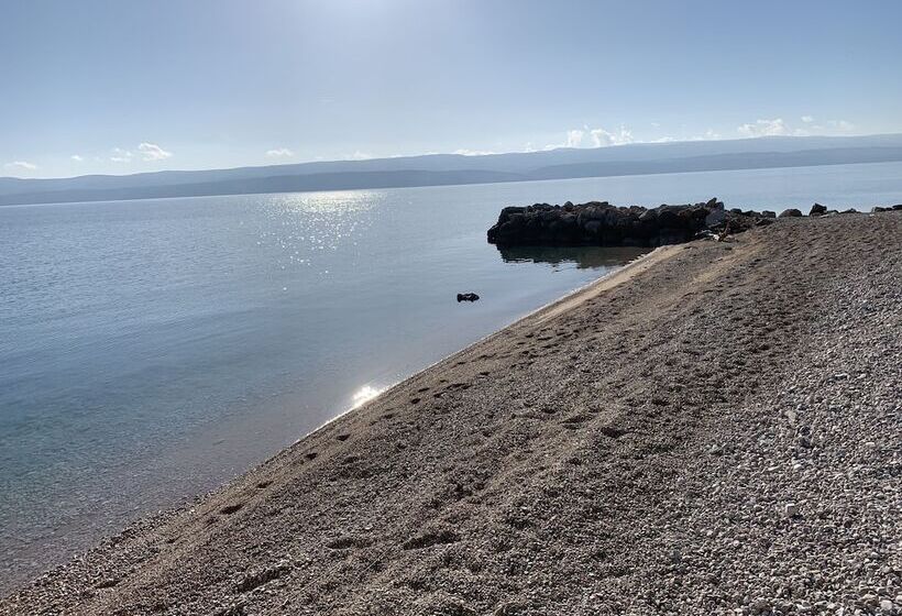 פנסיון Villa Sanja