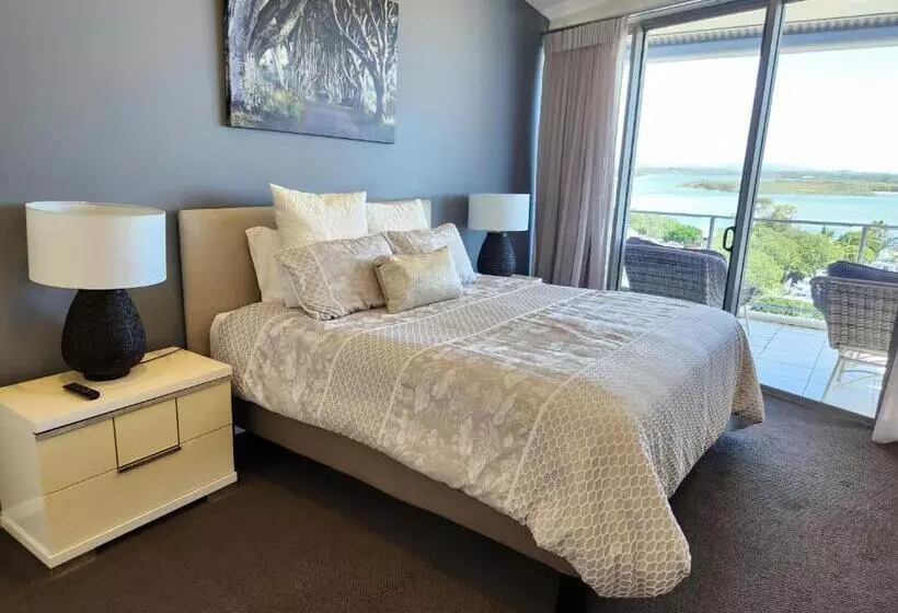The Dunes Cotton Tree
