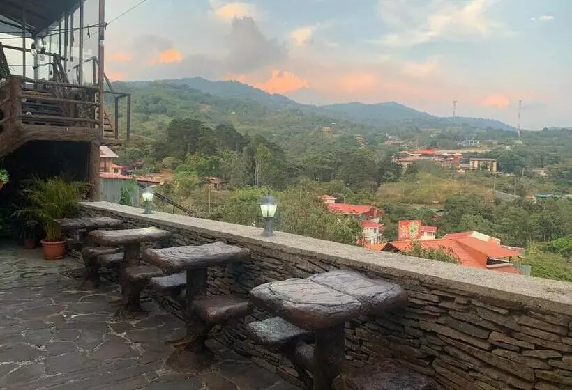 ユースホステル Cabinas Vista Al Golffo