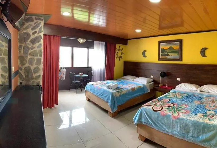 ユースホステル Cabinas Vista Al Golffo