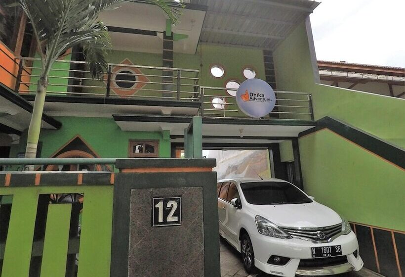 הוסטל Dhika Adventure
