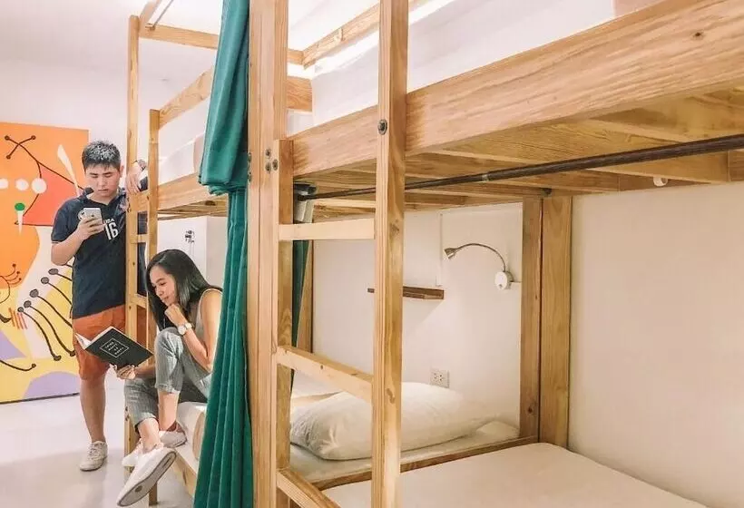 Retkeilymaja Murals Mactan