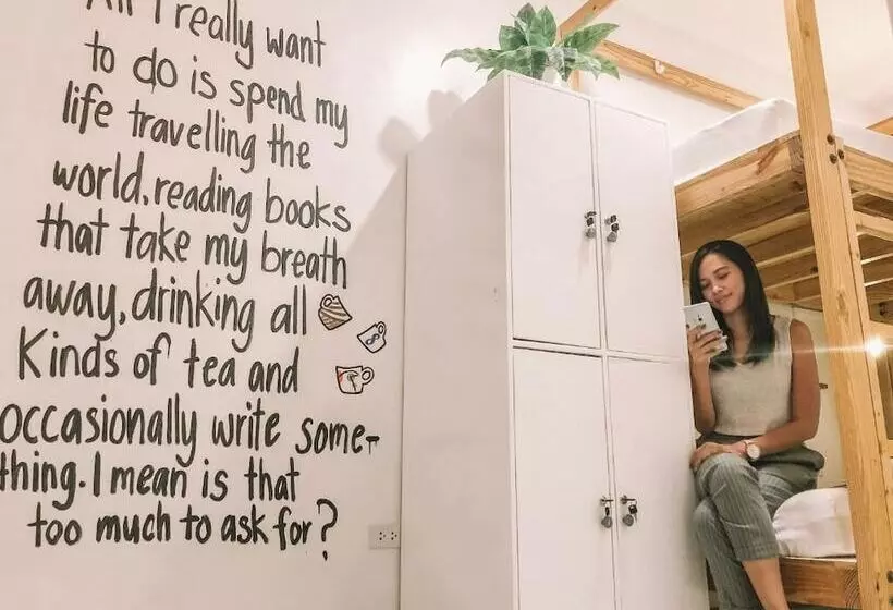 Retkeilymaja Murals Mactan