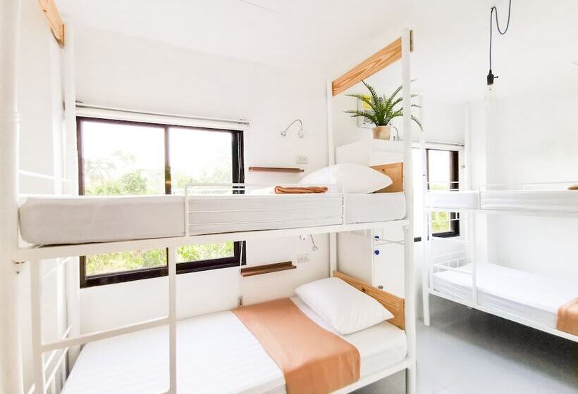 Ostello Murals Mactan