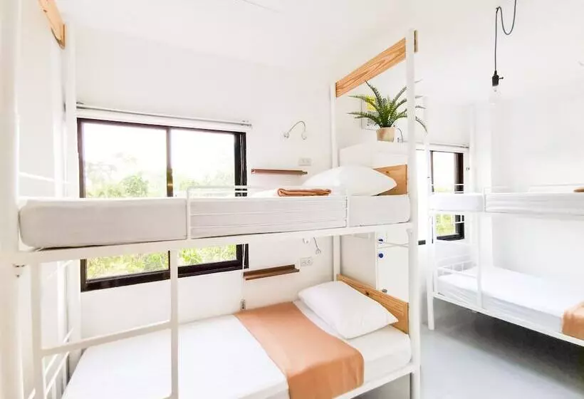 Retkeilymaja Murals Mactan