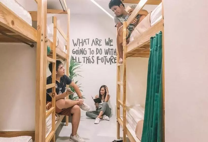 Retkeilymaja Murals Mactan