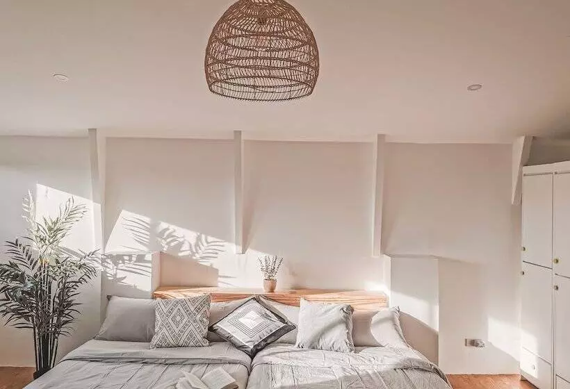 Retkeilymaja Murals Mactan