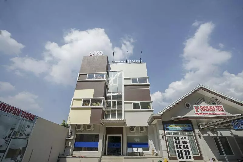 هاستل Penginapan Timur By Oyo Rooms