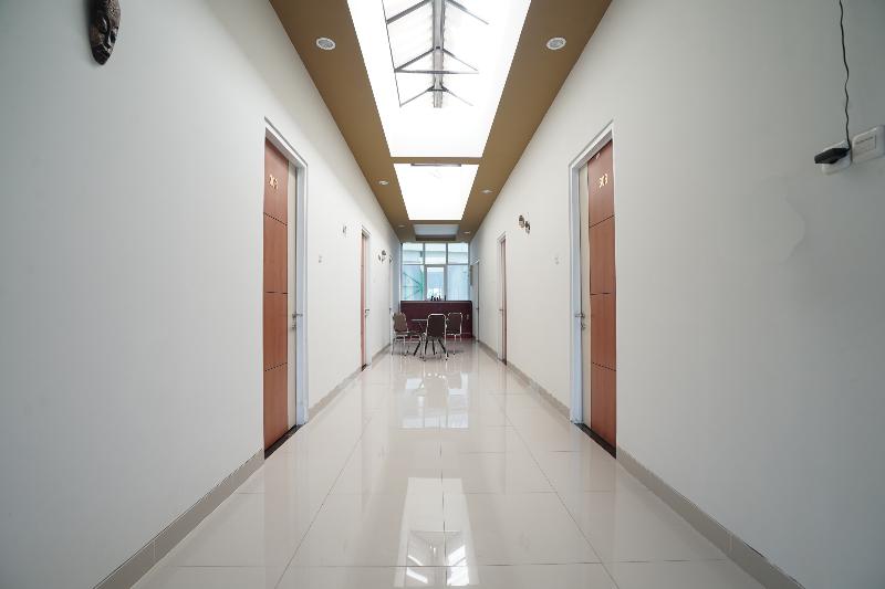 הוסטל Penginapan Timur By Oyo Rooms